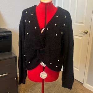 New no boundaries sz XL fuzzy sweater twist front cropped with pearls as shown